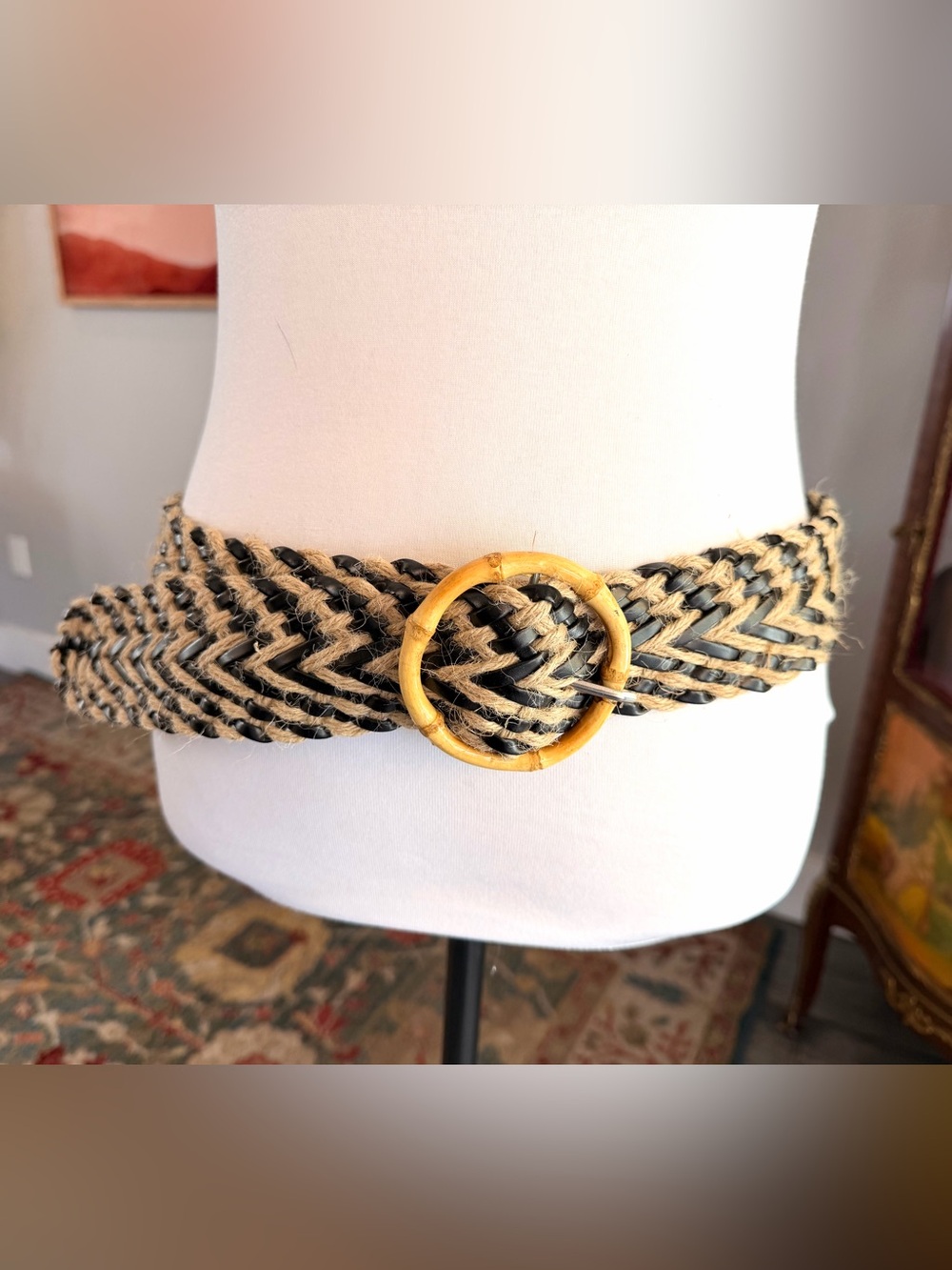 Braided Straw Waist Belt with Round Bamboo Buckle - Black & Natural